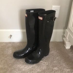 Brand new black glossy hunter boots